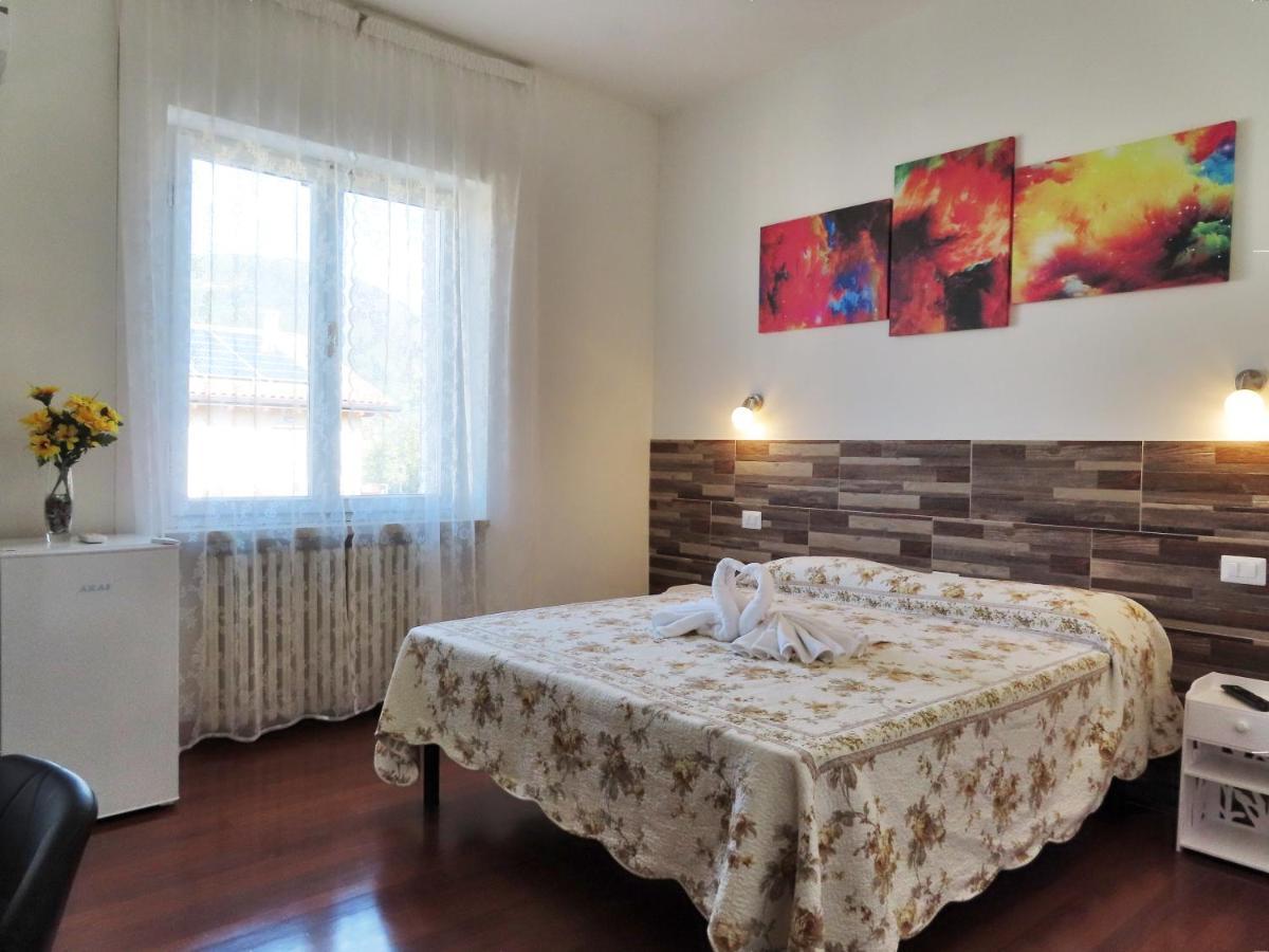 B&B La Magnolia Caprino Veronese Exterior foto